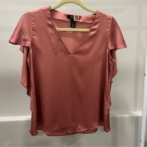 White House Black Market Rose Flutter Sleeve Satin Blouse size 2